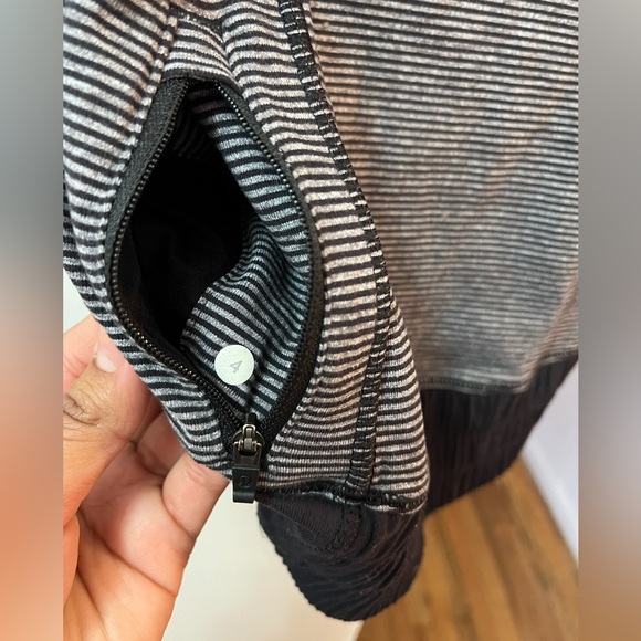 Lululemon sweater - Picture 4 of 4
